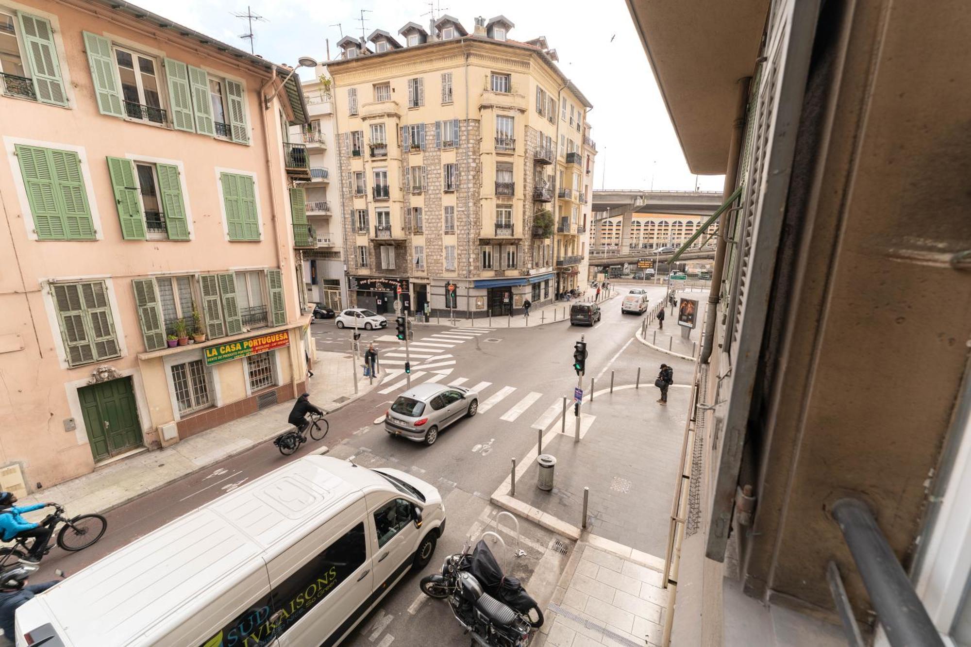 Magnifique Loft - Centre - Jacuzzi 2 Appartamento *